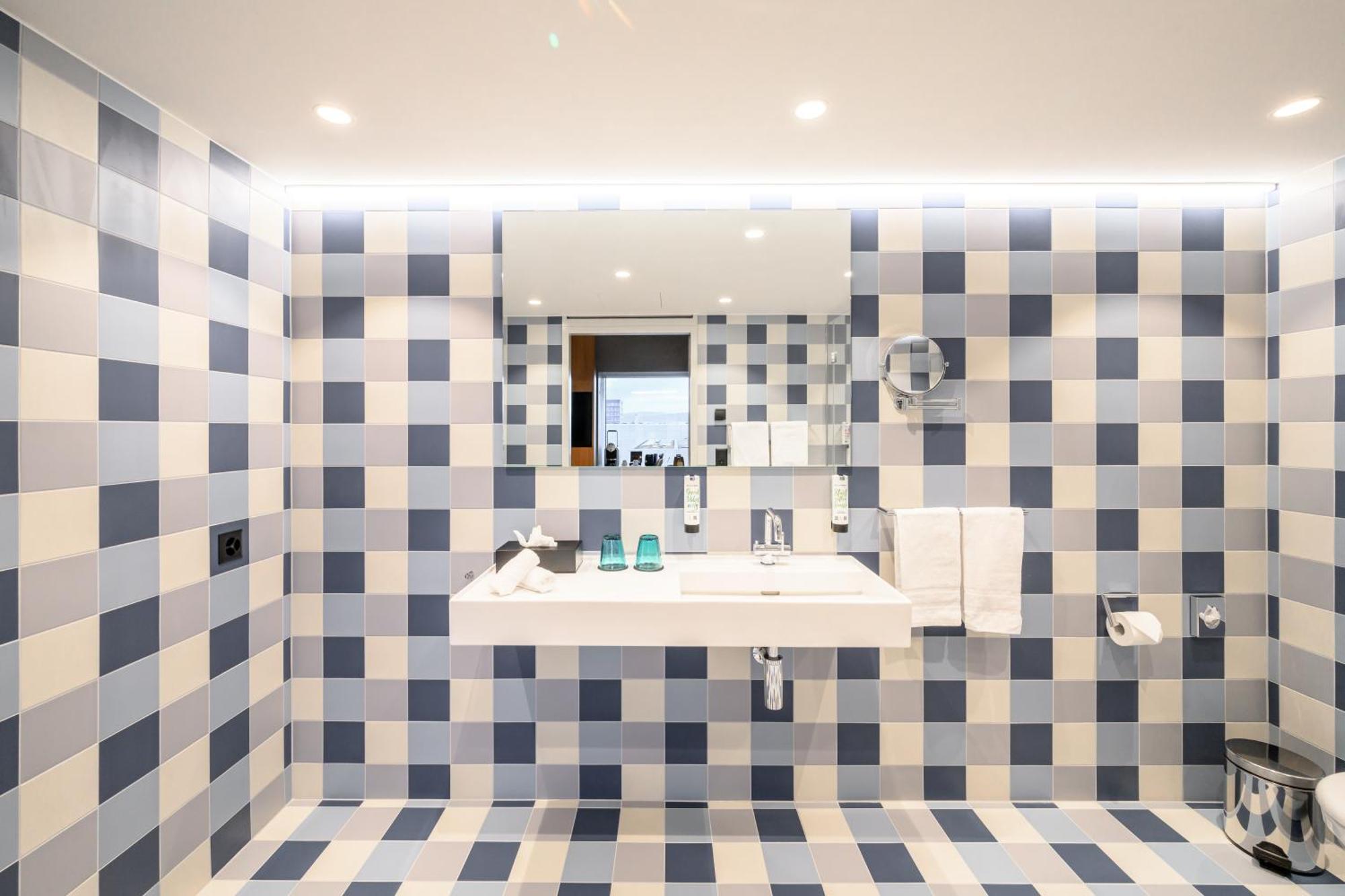 Placid Hotel Design & Lifestyle Zurich 4*