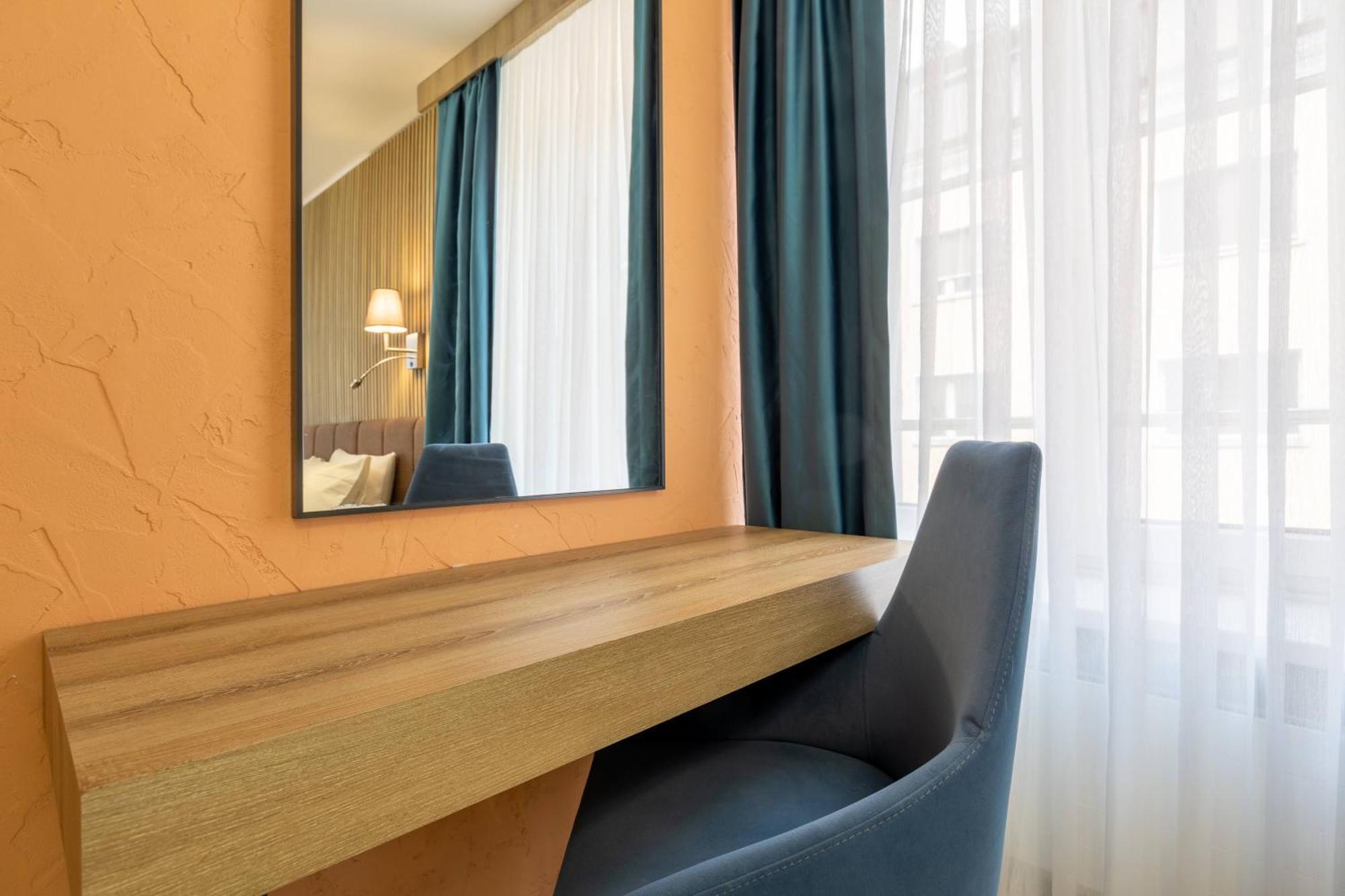 Nani Self Check-in Zurich