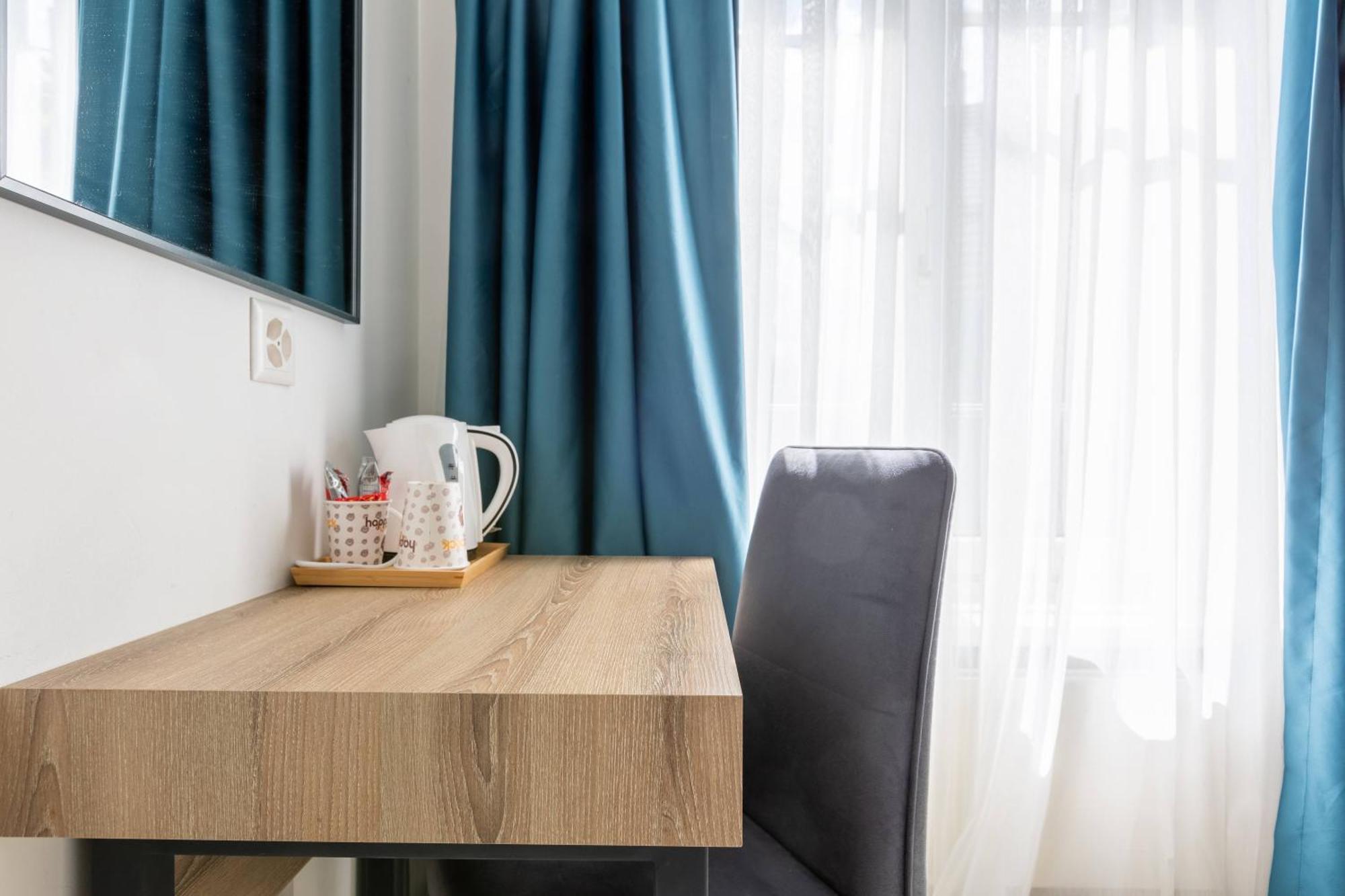 Nani Self Check-in Hotel