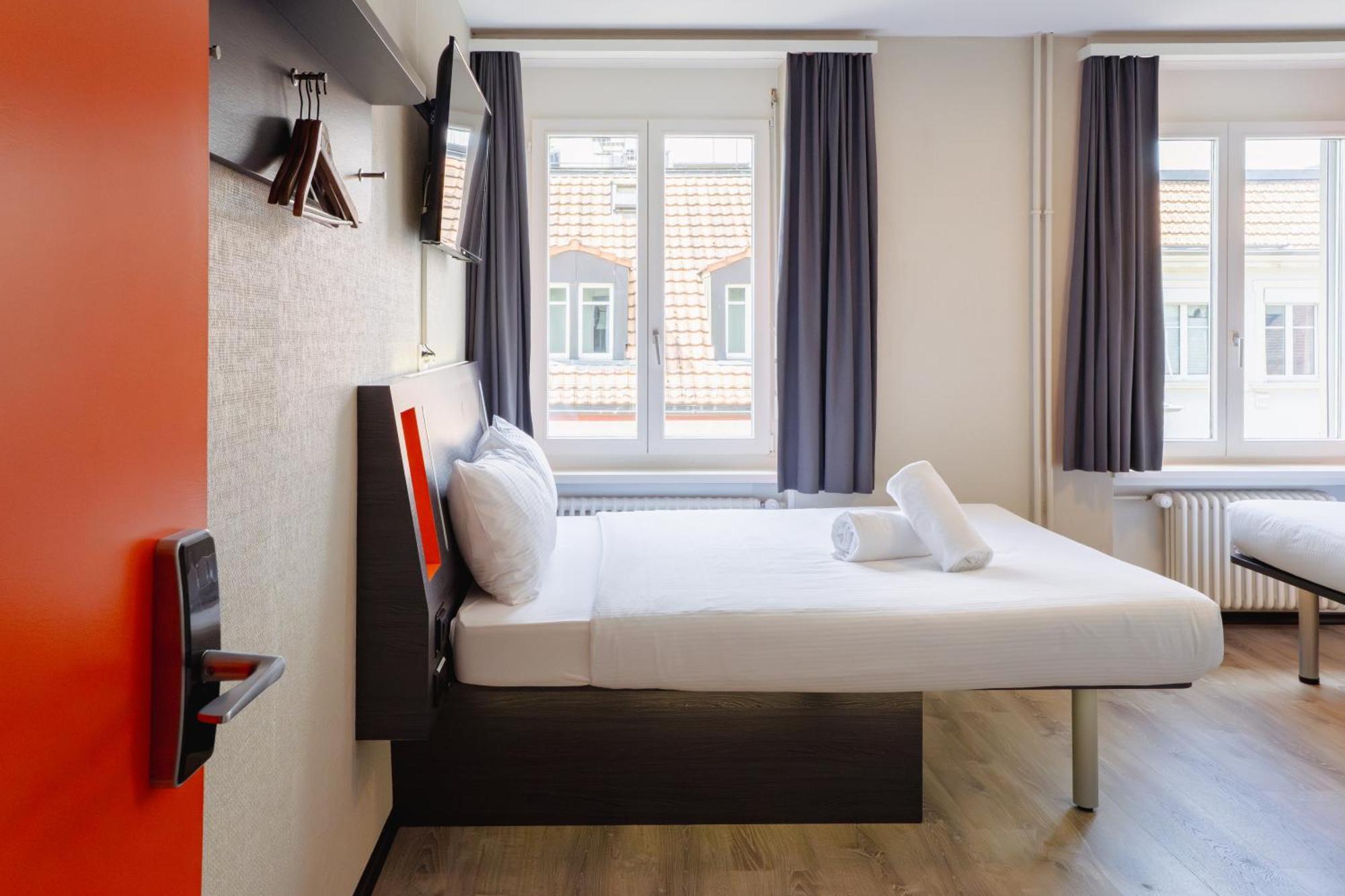 Easyhotel Main Station Zurich