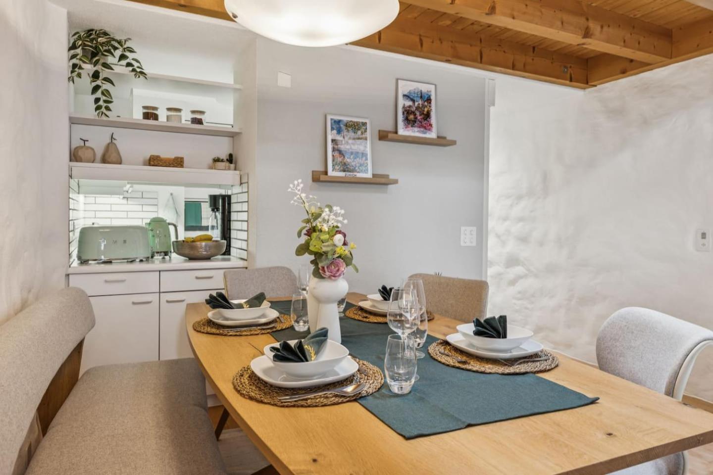 Oldtownriversideacbalconyfreeparkingwaterview * Zurich