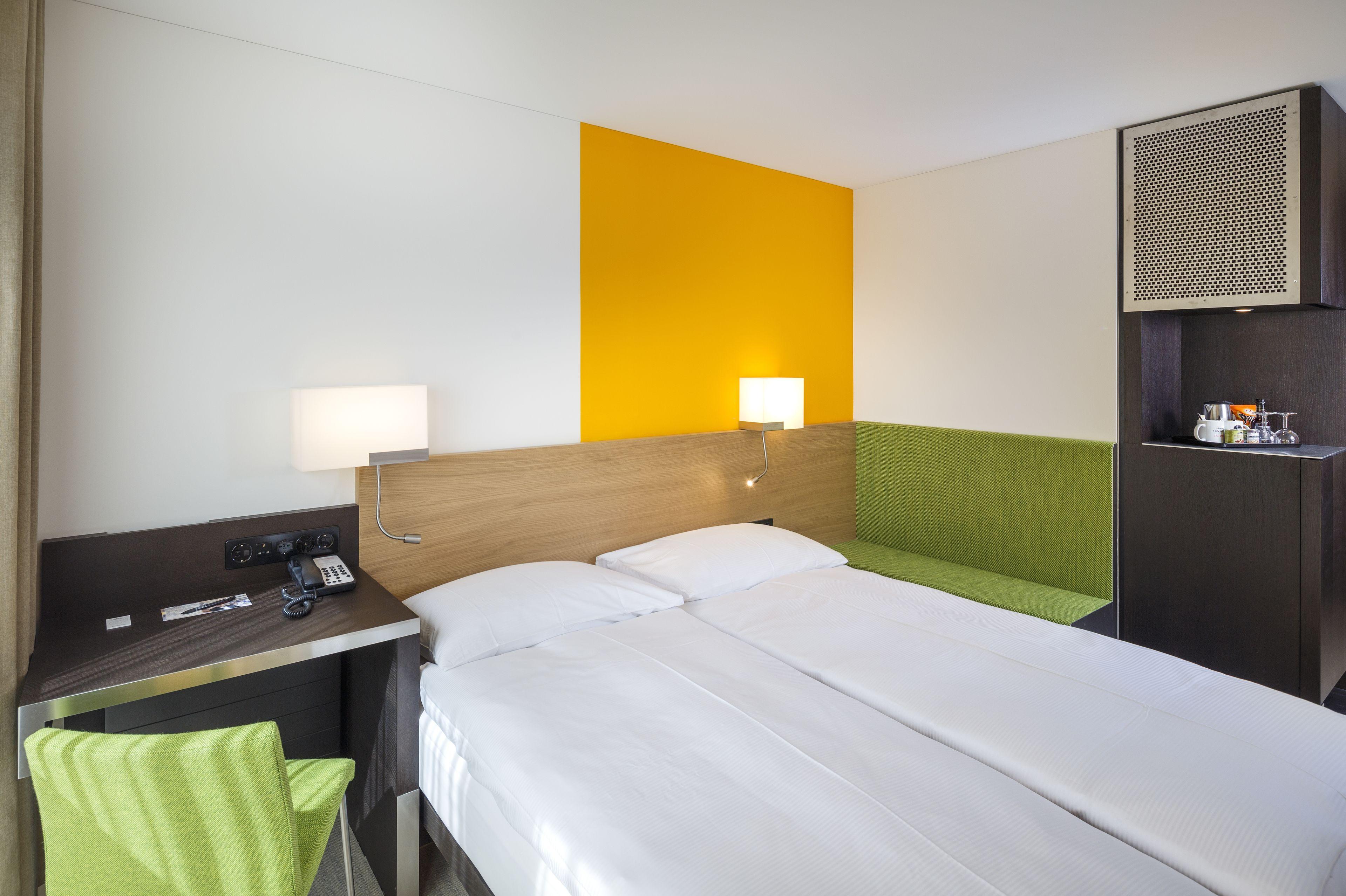 Zueri By Fassbind 4*