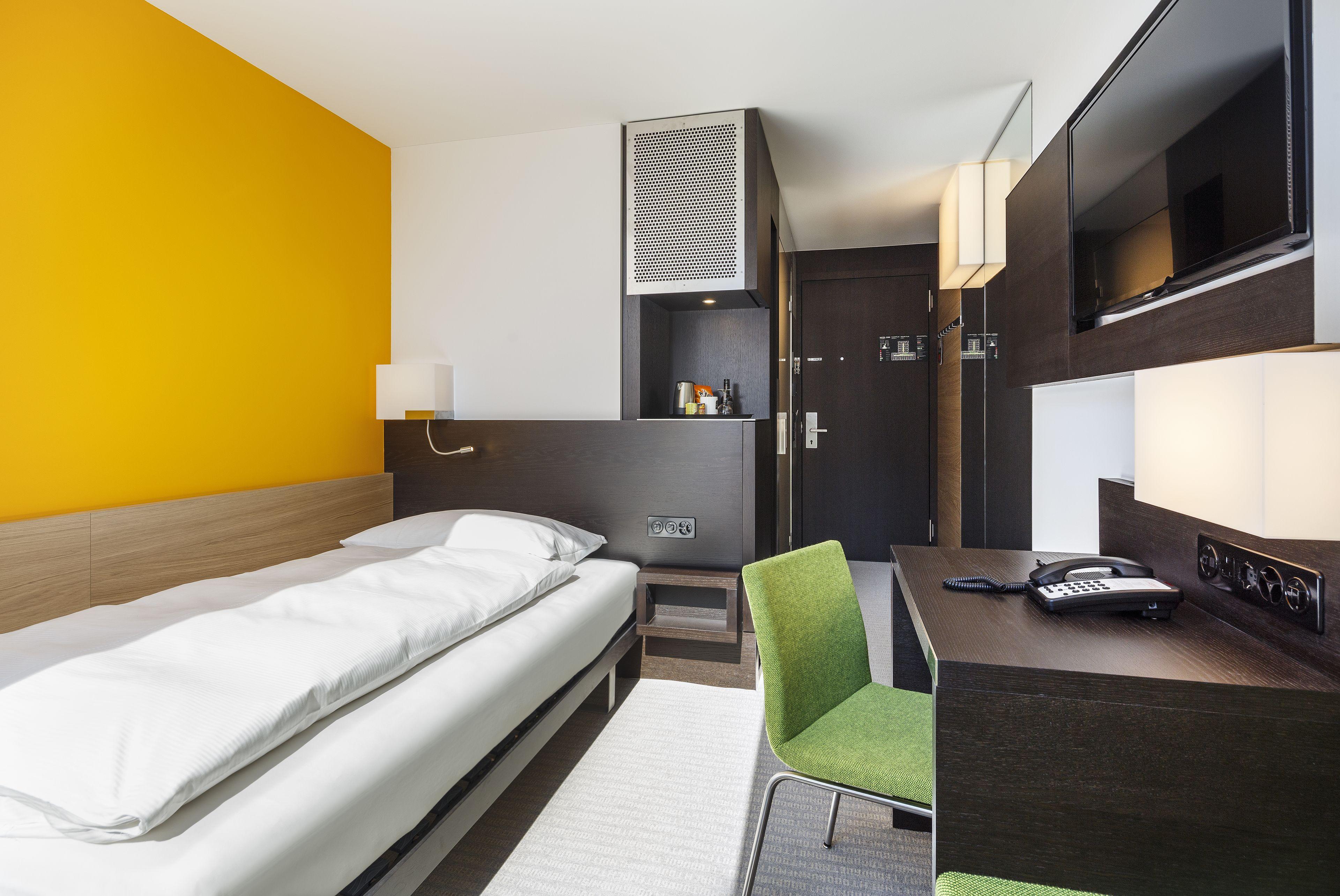 Zueri By Fassbind Hotel