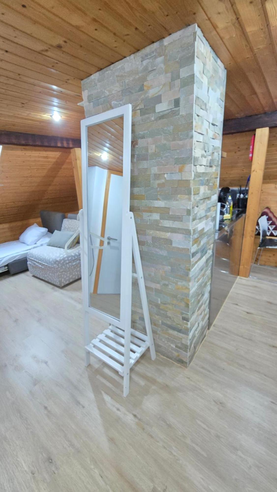 Attic Loft With Rooftop Terrace!