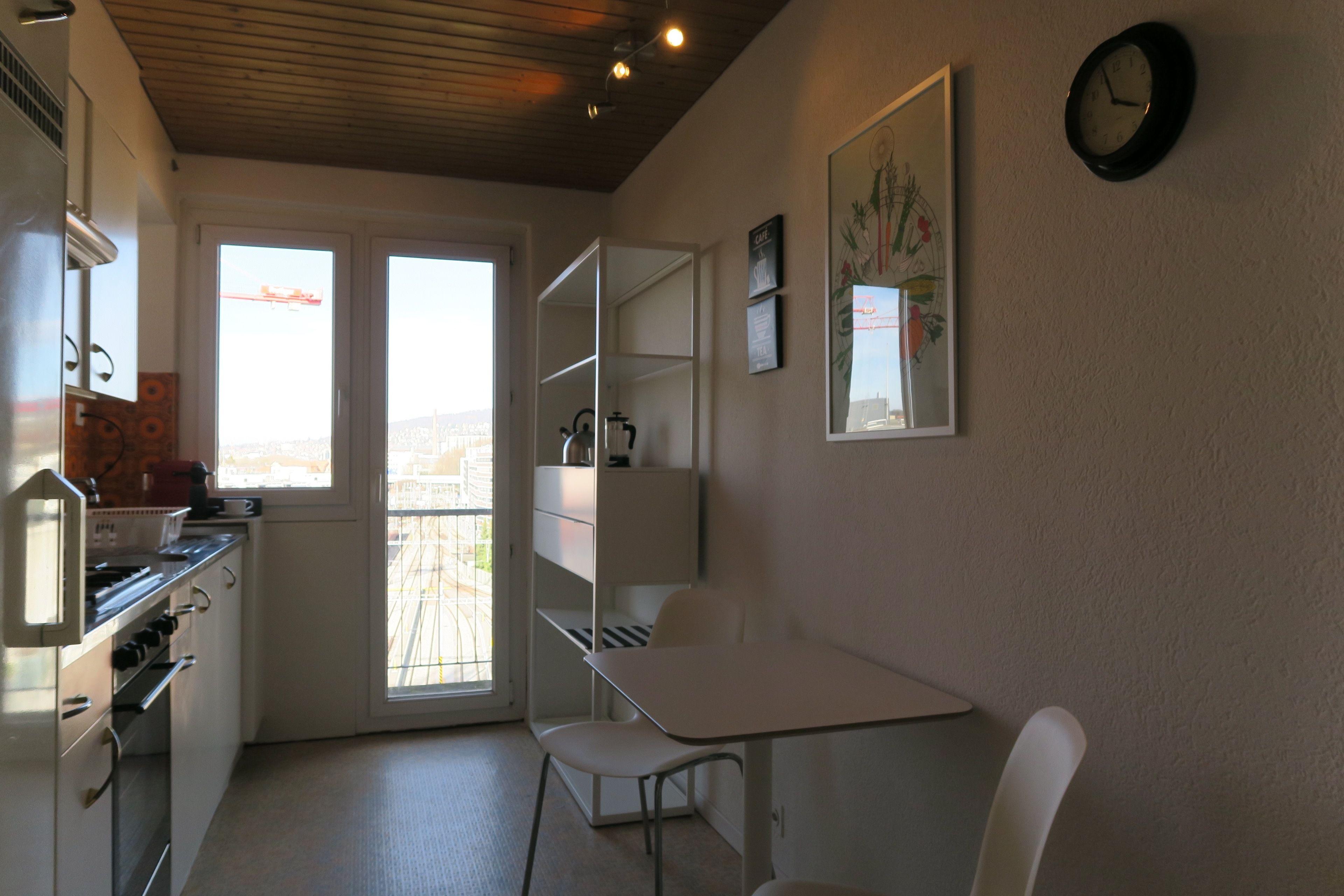 Apartment Furnished *