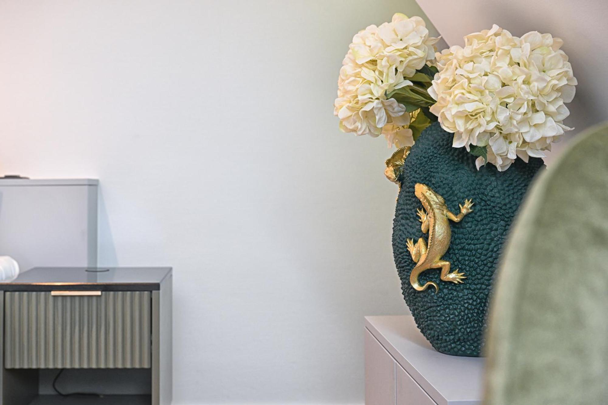 Trip Bermuda 3* Zurich