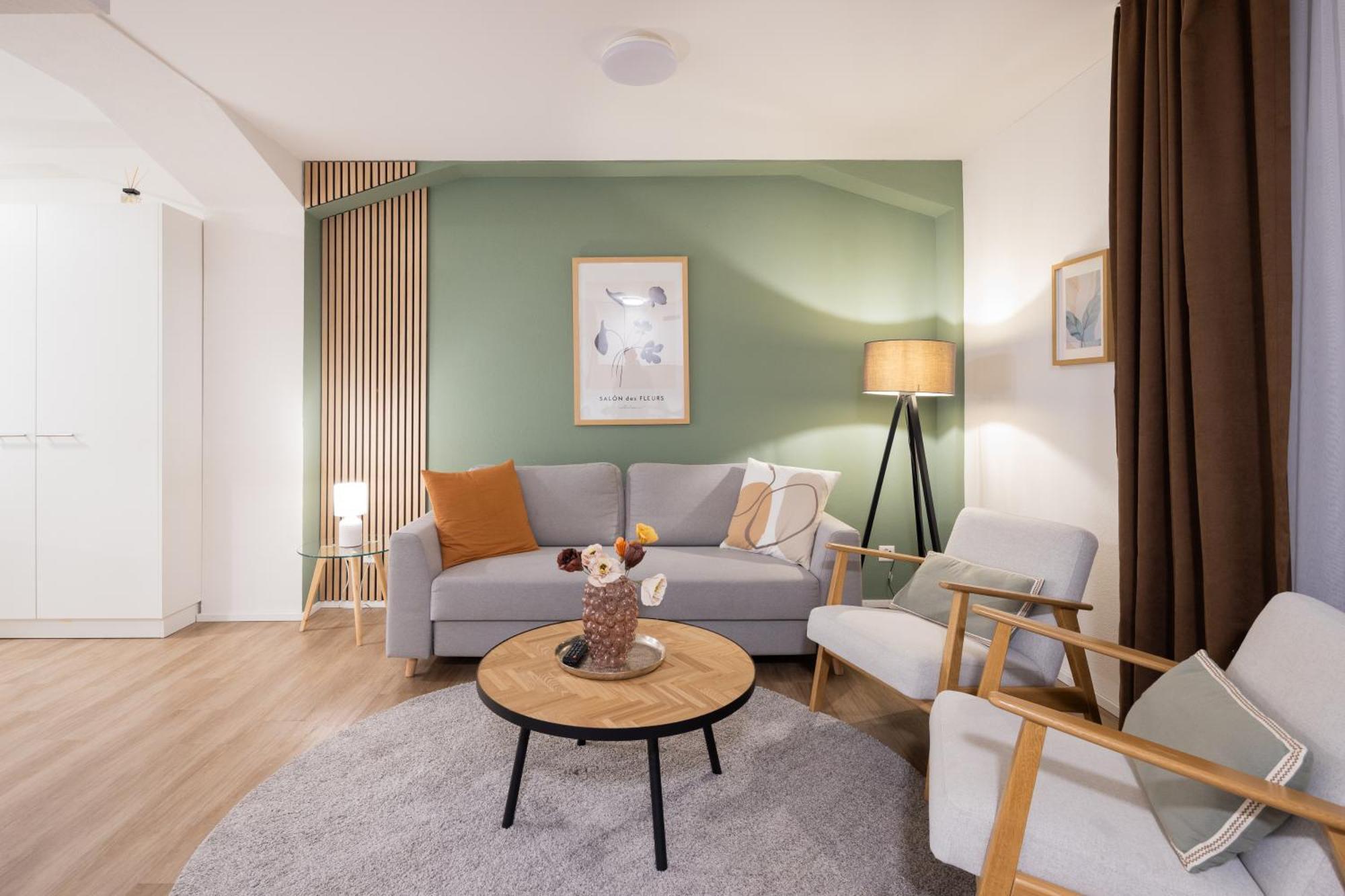 Stayy Nº7 & -self Check-in Aparthotel