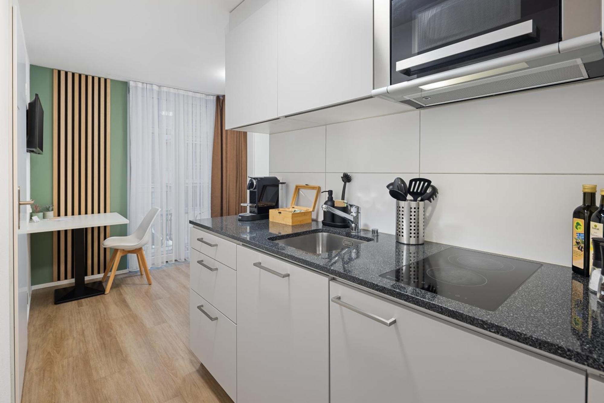 Aparthotel Stayy Nº7 & -self Check-in