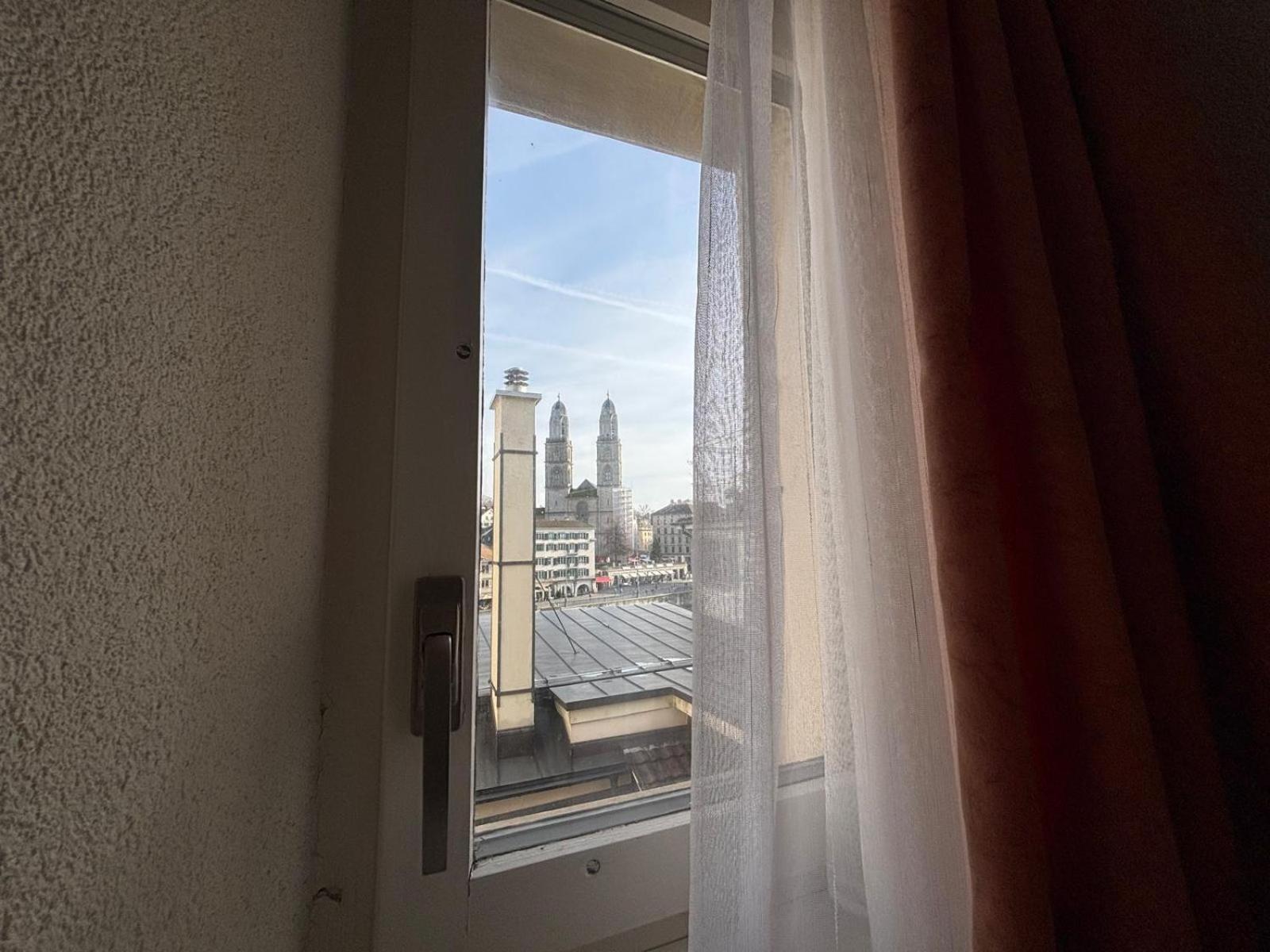 At Famous Storchengasse - Stork 45 Apartment