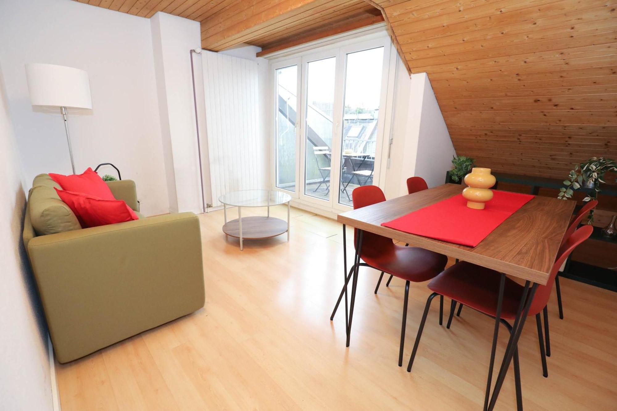 Minutes Walk From Google Hq View