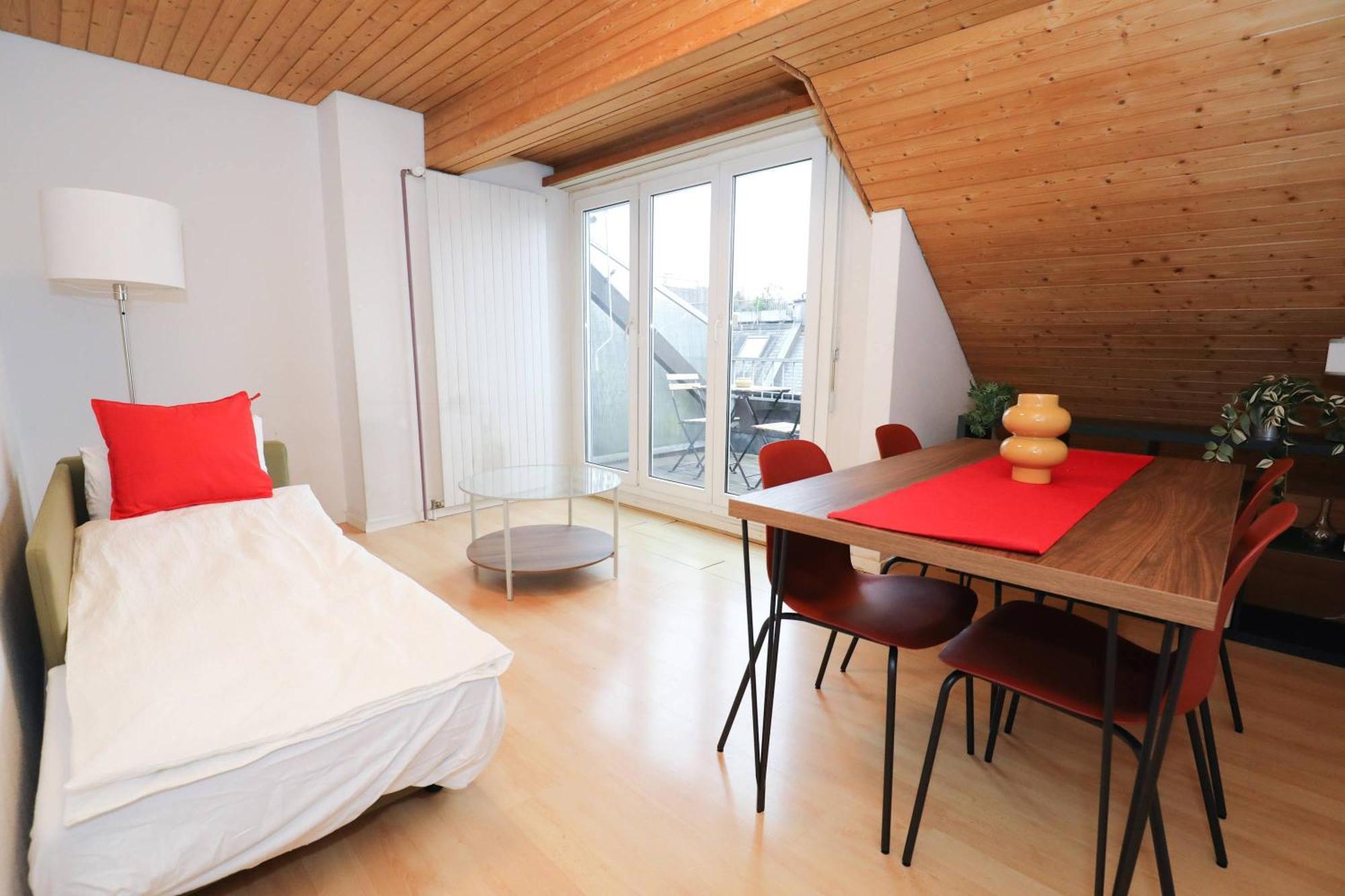 Apartment Minutes Walk From Google Hq View *