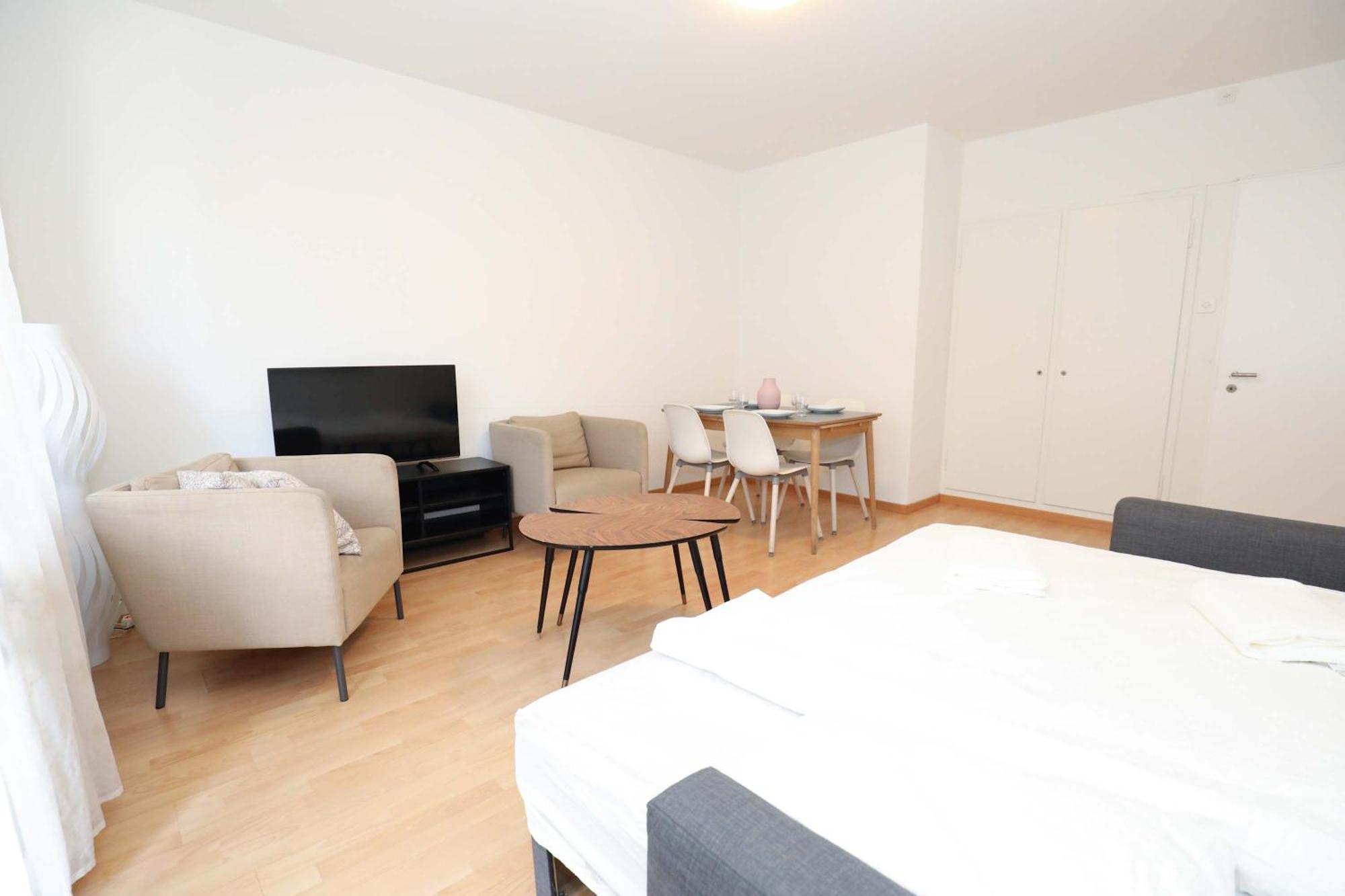 Airy Near Uetliberg Nature Apartment