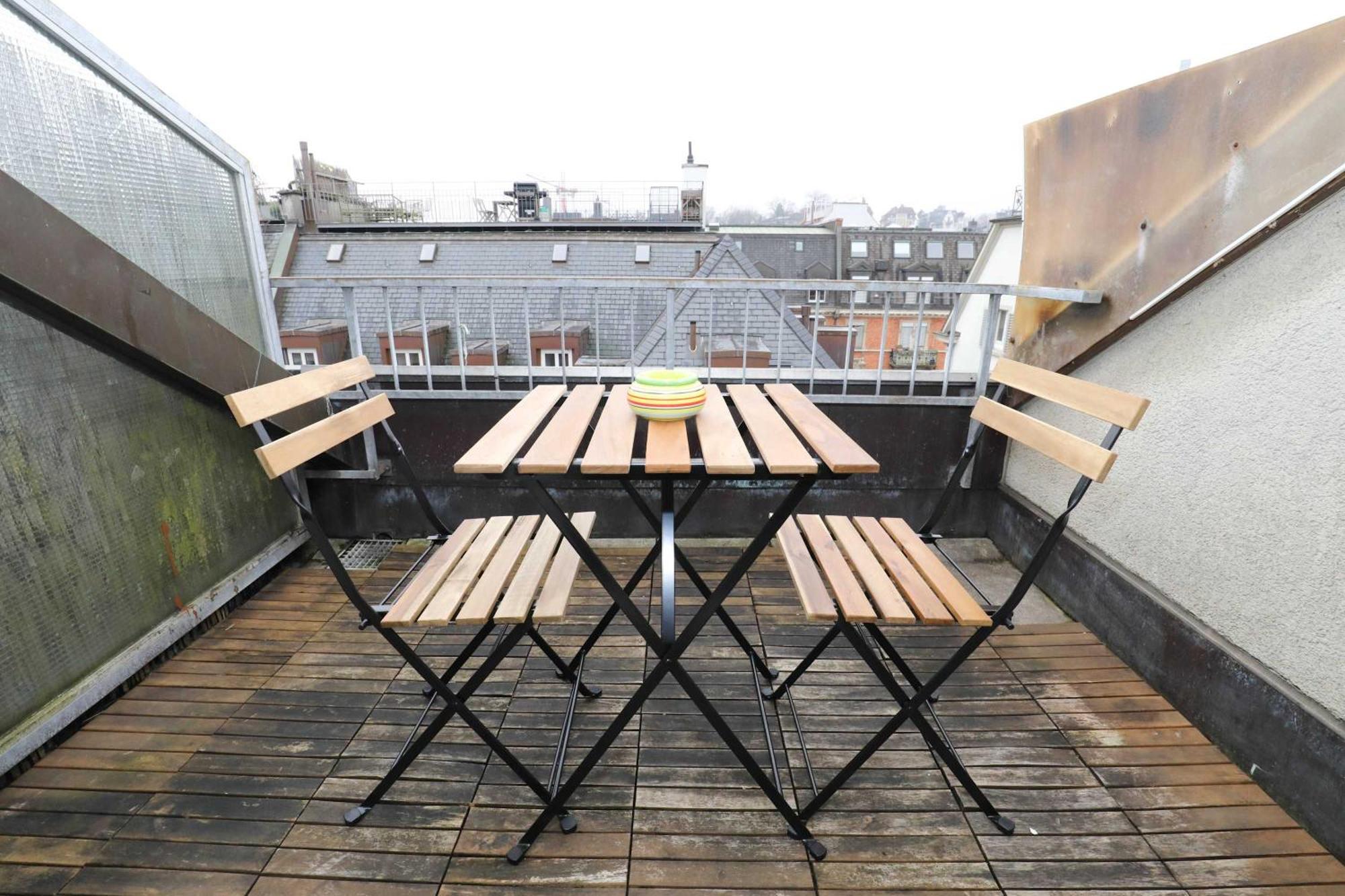 Minutes Walk From Google Hq View