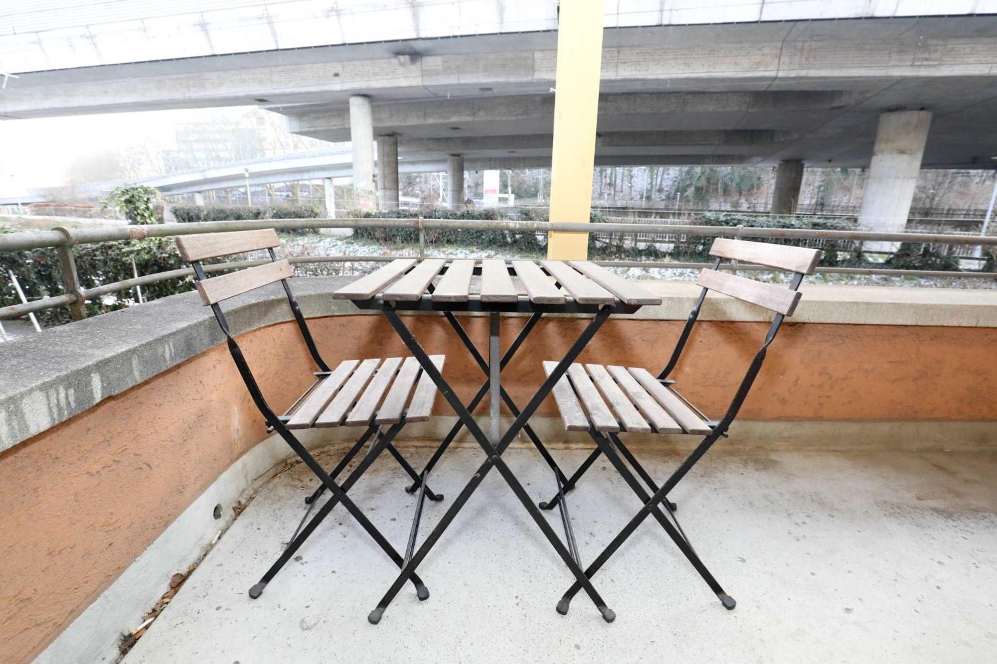 Apartment Airy Near Uetliberg Nature *