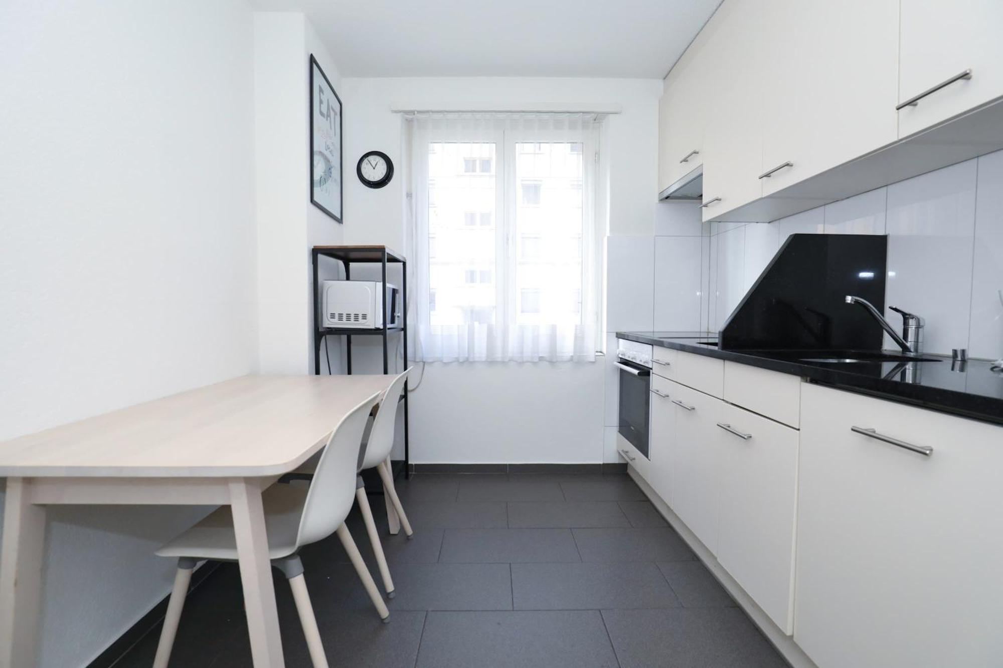 Airy Near Uetliberg Nature * Zurich