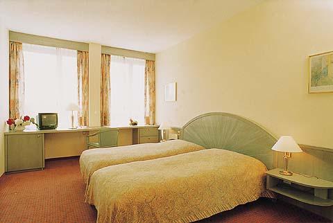 Astor & Serviced 3* Zurich