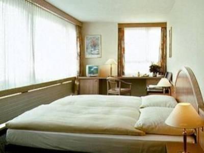 Astor & Serviced 3* Zurich