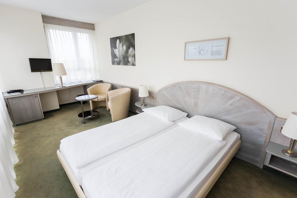 Astor & Serviced Zurich