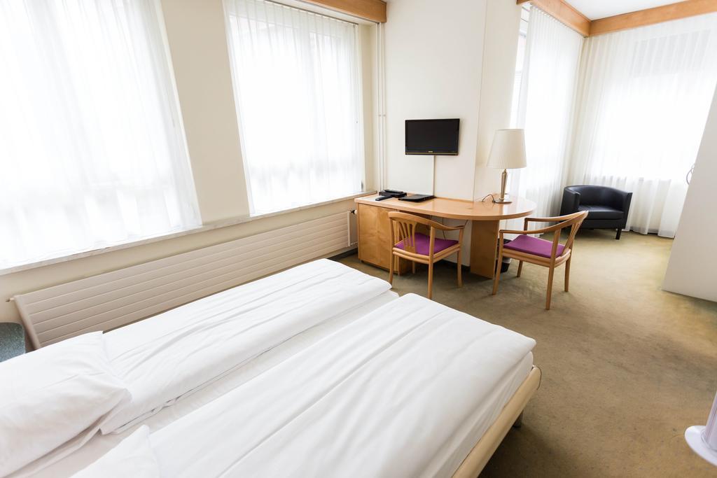 Astor & Serviced Hotel 3*