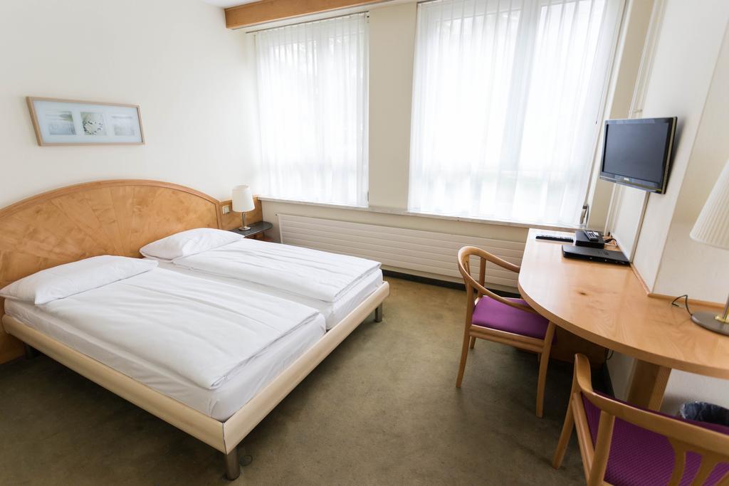 Astor & Serviced Hotel 3*