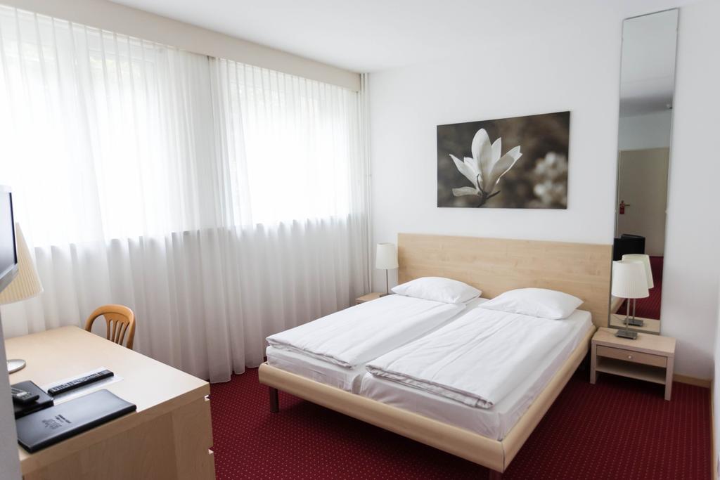 Astor & Serviced Hotel