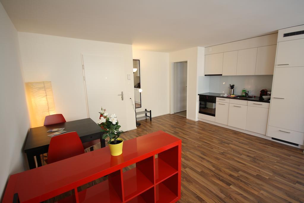 Apartment Hitrental Badenerstrasse Zurich