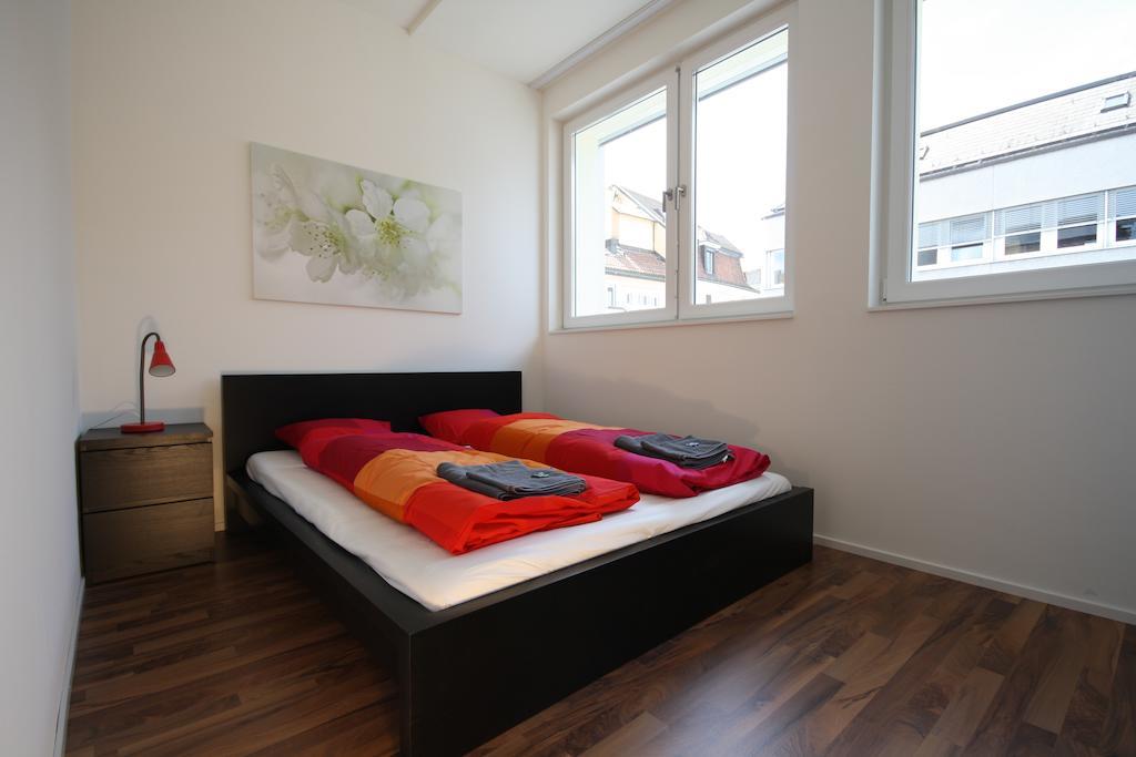 Hitrental Badenerstrasse Apartment