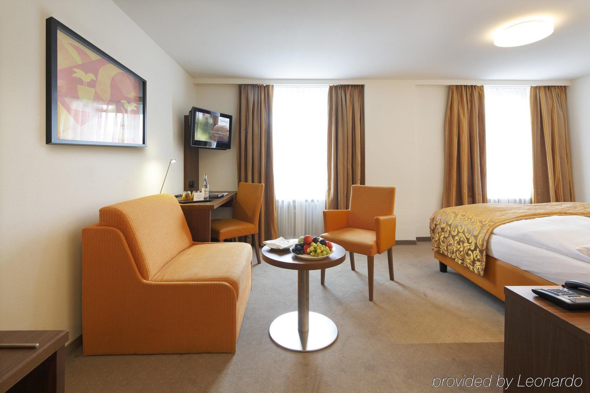 Fred Guest House Hauptbahnhof - Mobile Check-In Zurich