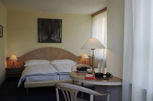 Astor & Serviced Zurich