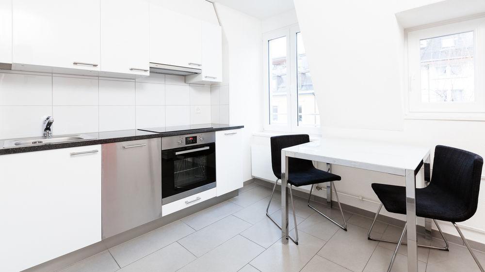 Swiss Star Oerlikon - Contactless Self Check-in * Zurich