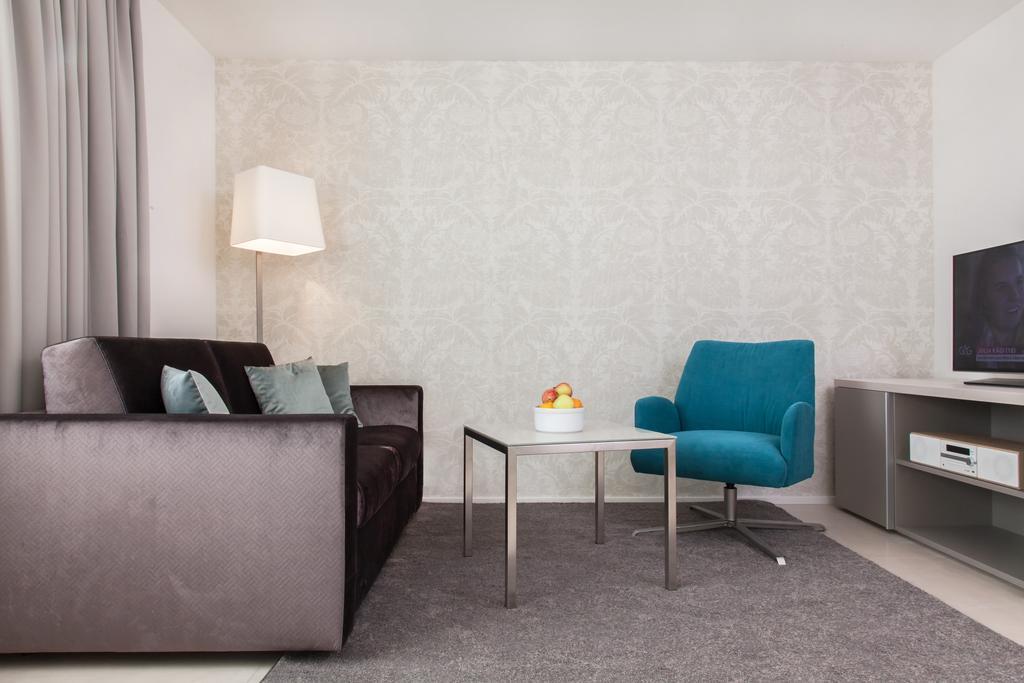 Aparthotel - Lindenstrasse 4*
