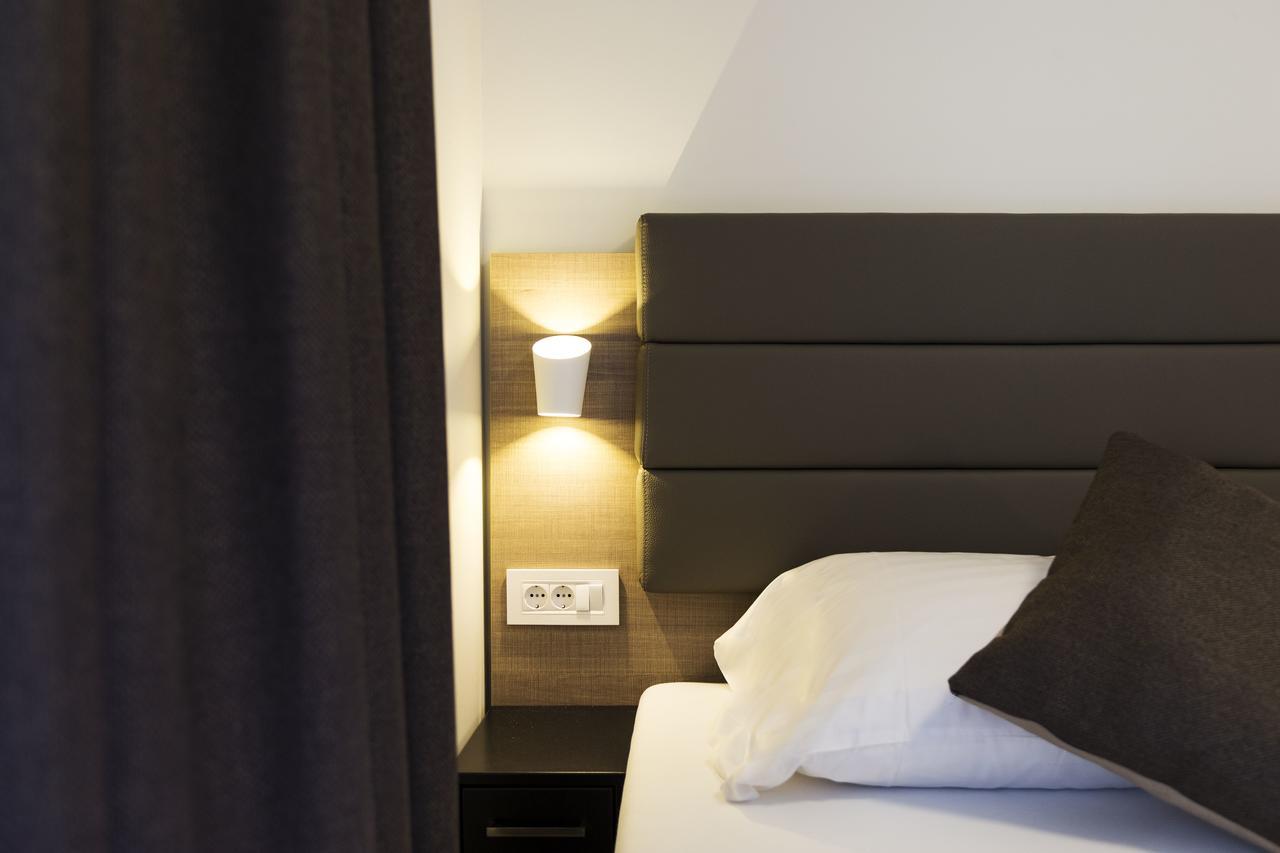 Sleep & Go Self-check-in Hotel