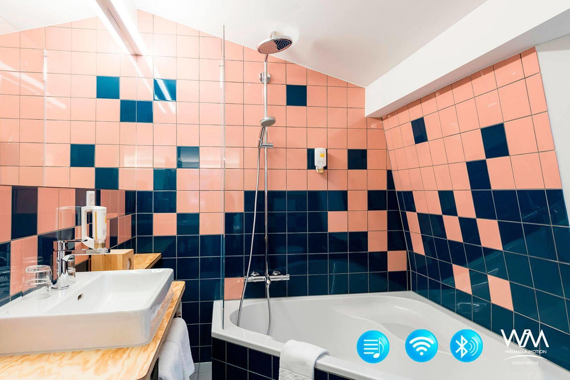 Fred Guest House Hauptbahnhof - Mobile Check-In 2*