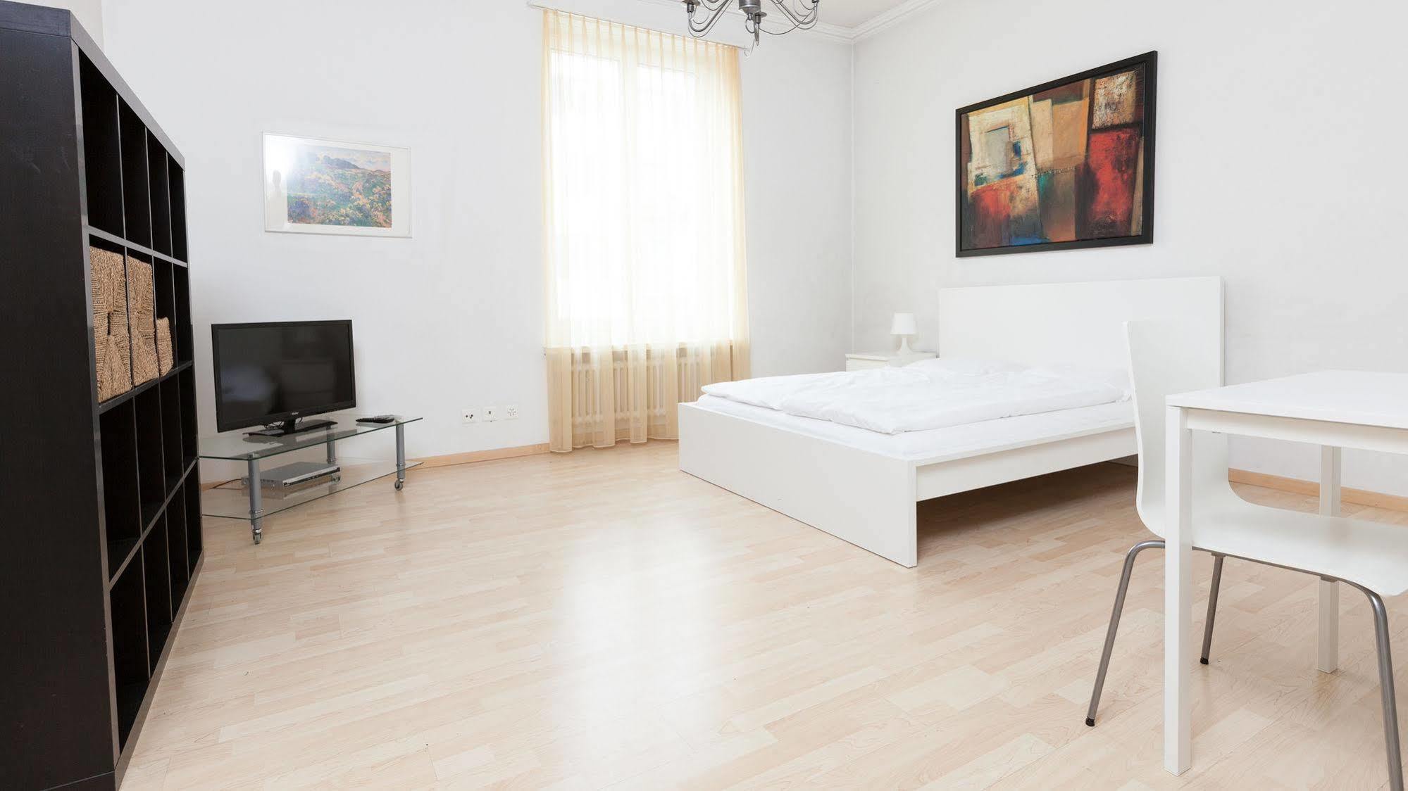 Hotel Swiss Star Universitaetstrasse 3*