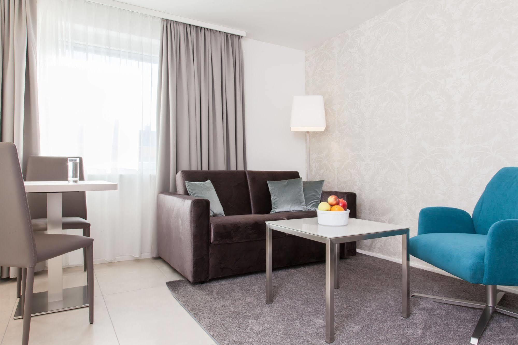 Aparthotel - Lindenstrasse 4*