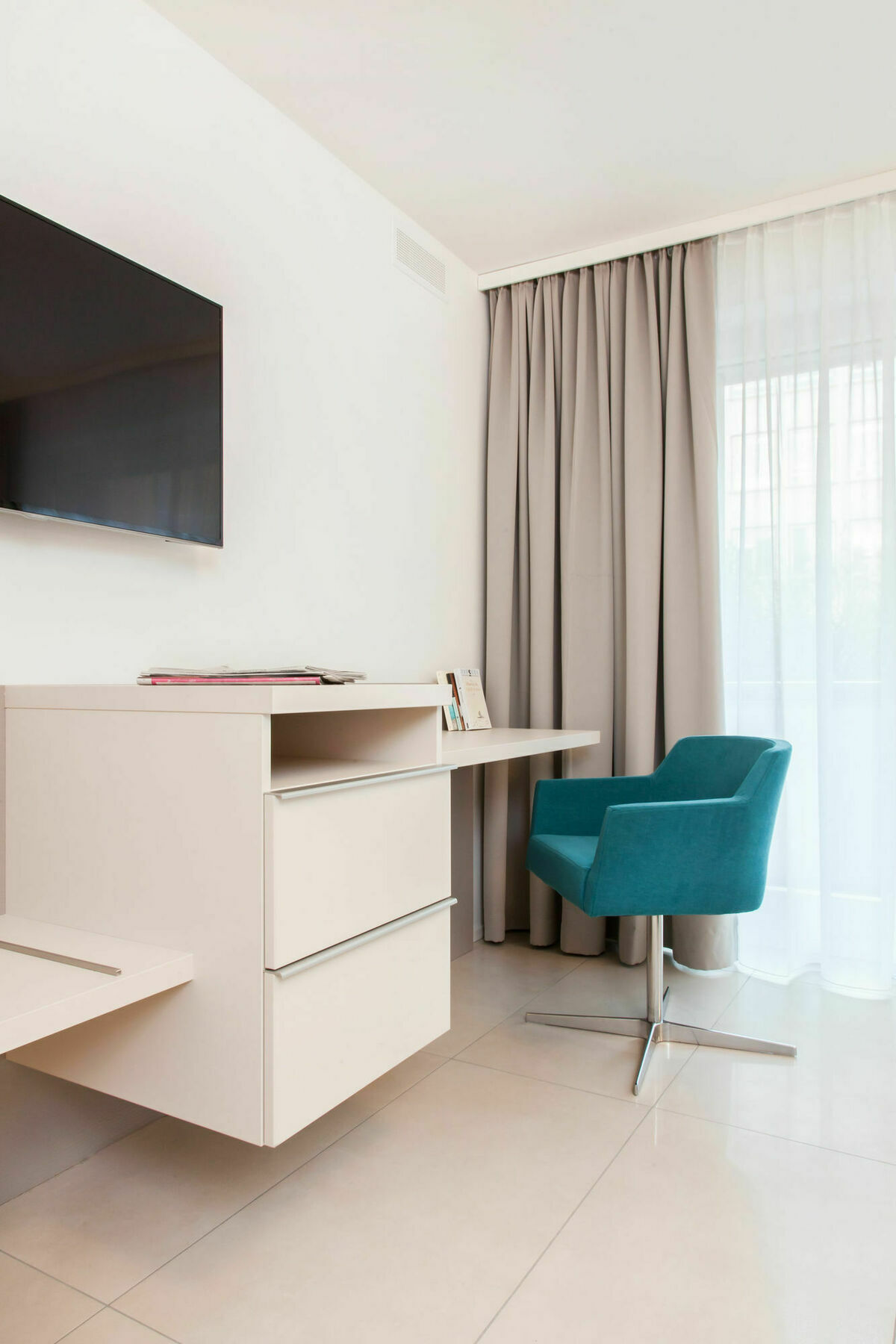 - Lindenstrasse Zurique