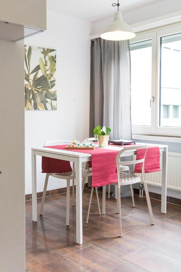 Apartment New Renovated Modern Furnished Downtown *